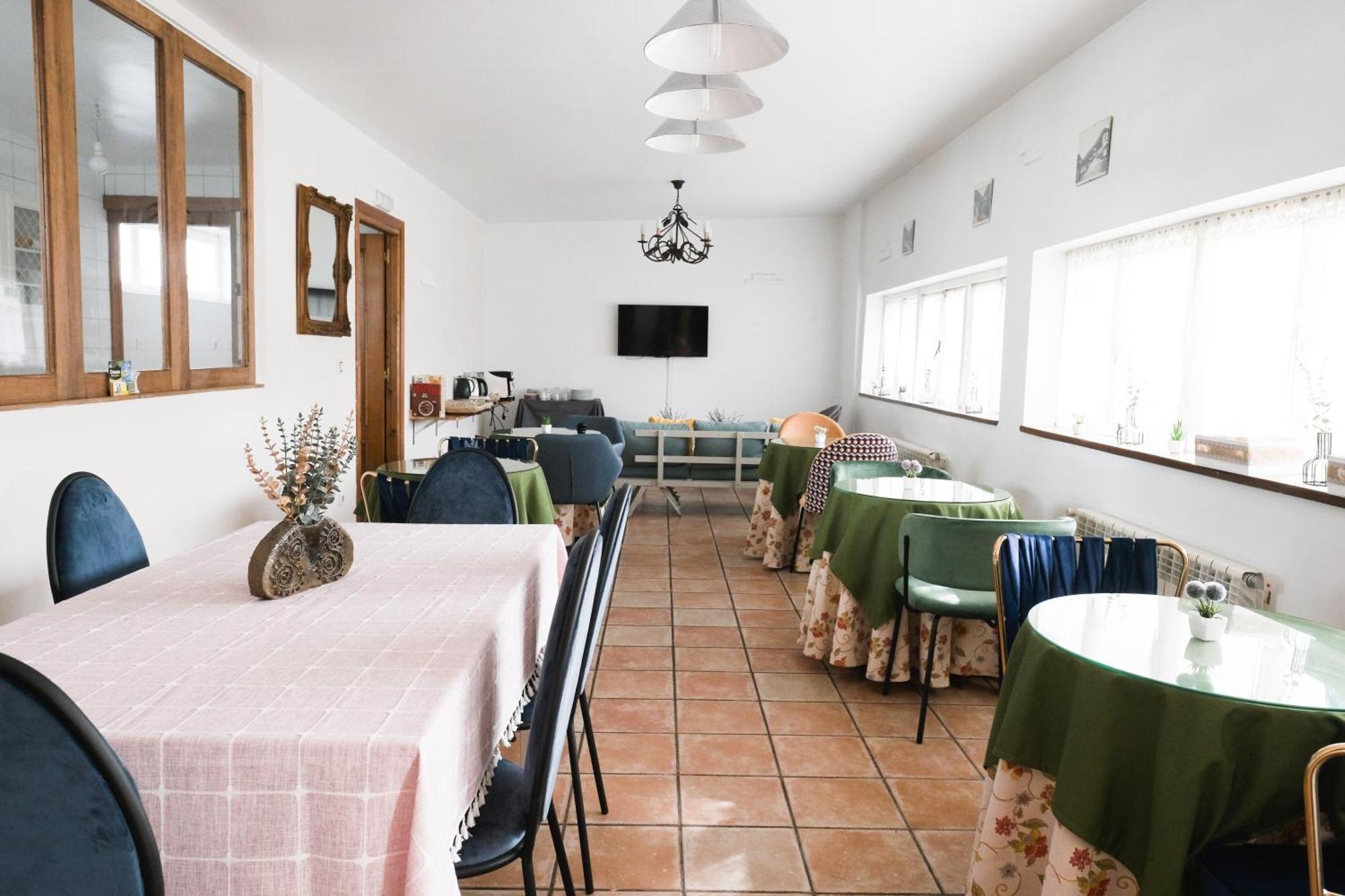 Posada La Estela De Barros Corrales De Buelna Luaran gambar